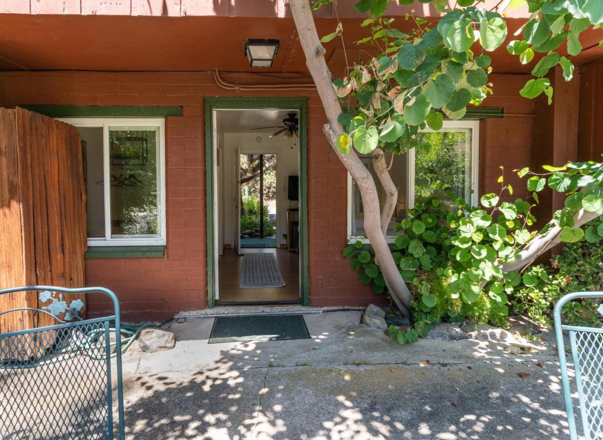 Buckeye Tree Lodge Three Rivers Exteriér fotografie